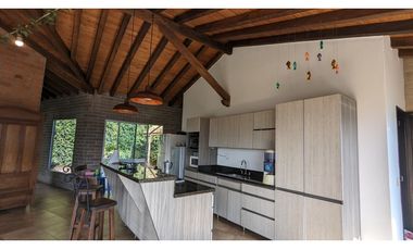 Casa Campestre En Parcelación Variante Caldas (La Estrella Ant)