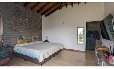 Casa Campestre En Parcelación Variante Caldas (La Estrella Ant)