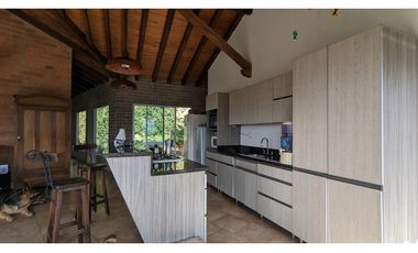 Casa Campestre En Parcelación Variante Caldas (La Estrella Ant)