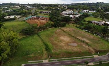 VENTA ESPECTACULAR LOTE EN CONDOMINIO CERRITOS PEREIRA