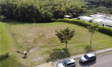 VENTA ESPECTACULAR LOTE EN CONDOMINIO CERRITOS PEREIRA