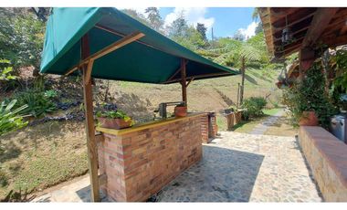 Vendo Casa Campestre, Vereda Rancherias. Rionegro