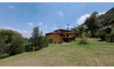 Vendo Casa Campestre, Vereda Rancherias. Rionegro