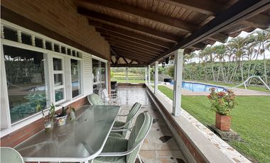 Se Vende Finca Cafetera En Alcala Norte Del Valle Limites Con Quindio