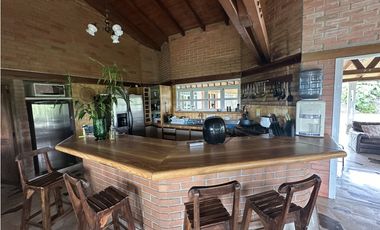 Se Vende Finca Cafetera En Alcala Norte Del Valle Limites Con Quindio