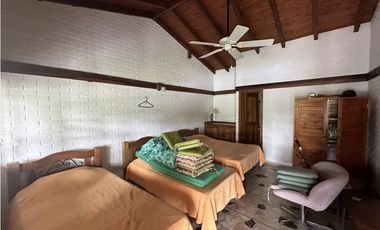 Se Vende Finca Cafetera En Alcala Norte Del Valle Limites Con Quindio