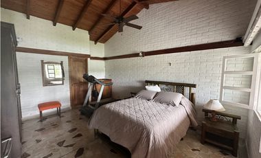 Se Vende Finca Cafetera En Alcala Norte Del Valle Limites Con Quindio