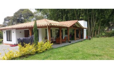 VENDO FINCA EN EL SANTUARIO 2.236 MTS CERCA DE MARINILLA CH
