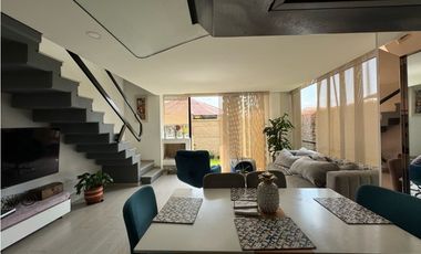 Vendo casa de tres niveles en cajica conjunto cerrado vereda canelon