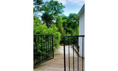 CASA EN VENTA VIA GIRARDOT CUNDINAMARCA