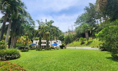 VENDO CASA  CAMPESTRE  EN LA VEGA CUND