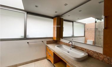 Casa en venta/arriendo en Bogotá, Chicó Alto