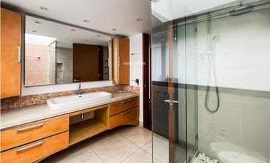 Casa en venta/arriendo en Bogotá, Chicó Alto