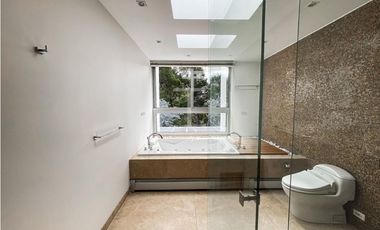 Casa en venta/arriendo en Bogotá, Chicó Alto