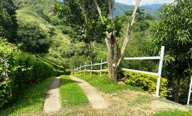 Casa finca  en Sopetran   5 minutos de la via principal