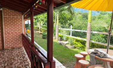 Casa finca  en Sopetran   5 minutos de la via principal