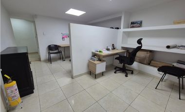 Segrera Mutis arrienda Casa Comercial en Manga