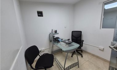 Segrera Mutis arrienda Casa Comercial en Manga