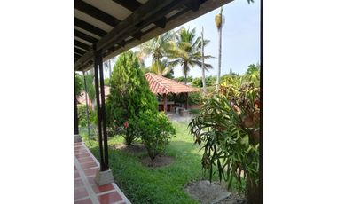 VENTA ESPECTACULAR CASA CAMPESTRE EN CONDOMINIO CERRITOS PEREIRA