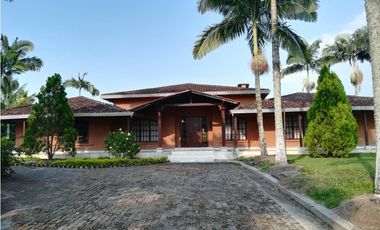 VENTA ESPECTACULAR CASA CAMPESTRE EN CONDOMINIO CERRITOS PEREIRA