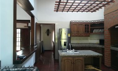 VENTA ESPECTACULAR CASA CAMPESTRE EN CONDOMINIO CERRITOS PEREIRA