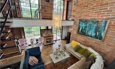 Espectacular casa en Sabaneta en Venta y/o Alquiler