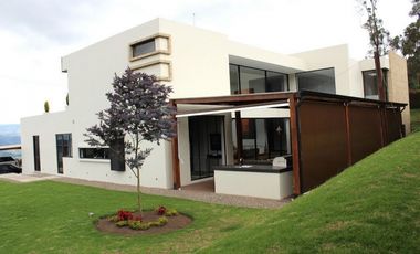 Venta casa en yerbabonita