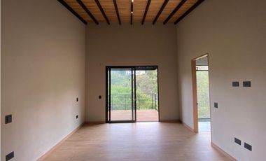 Venta de casa en el retiro