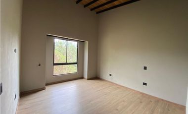 Venta de casa en el retiro