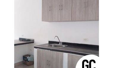 Se vende o se arrienda Casa / En Barrio Salamanca, Soledad