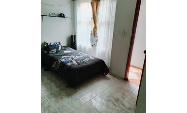 ACSI 692. Casa de Barrio en venta, Villa Sajonia, Mosquera