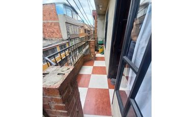 ACSI 692. Casa de Barrio en venta, Villa Sajonia, Mosquera