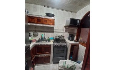 ACSI 692. Casa de Barrio en venta, Villa Sajonia, Mosquera