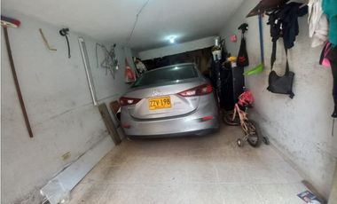ACSI 692. Casa de Barrio en venta, Villa Sajonia, Mosquera