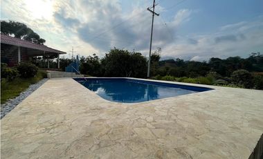 Hermosa finca estilo campesino en Porce