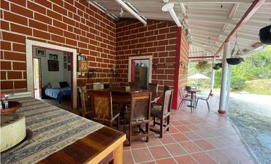 Hermosa finca estilo campesino en Porce