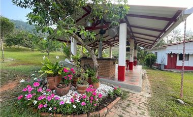 Hermosa finca estilo campesino en Porce