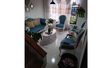 VENTA AMPLIA CASA DE 4 HABITACIONES CENTENARIO PEREIRA