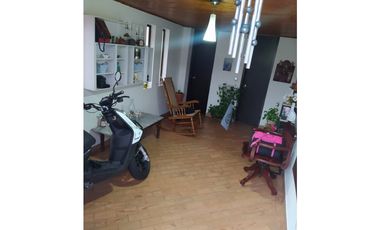 VENTA AMPLIA CASA DE 4 HABITACIONES CENTENARIO PEREIRA