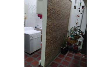 VENTA AMPLIA CASA DE 4 HABITACIONES CENTENARIO PEREIRA