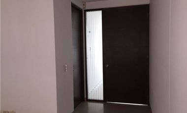 OFICINA EN BOCAGRANDE CON BUENOS ACABADOS