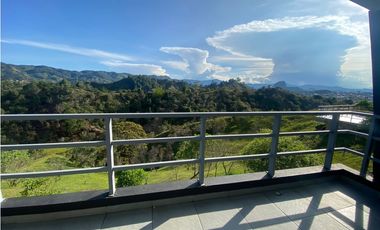 CASA EN CONDOMINIO  EN VENTA,GUATAPÉ