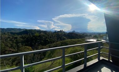 CASA EN CONDOMINIO  EN VENTA,GUATAPÉ