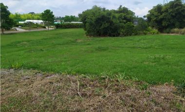 VENTA LOTE ESQUINERO EN CONDOMINIO CERRITOS PEREIRA