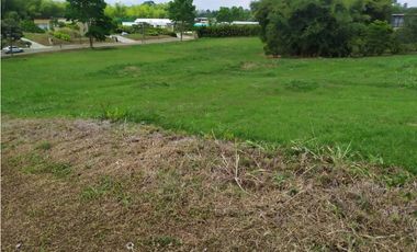 VENTA LOTE ESQUINERO EN CONDOMINIO CERRITOS PEREIRA