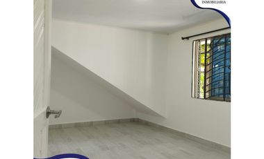 Se vende Casa en 1er Piso / Los Robles, Soledad