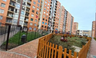 ACSI 702. Apartamento en venta, Zafiro La Prosperidad