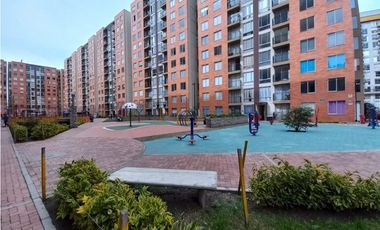 ACSI 702. Apartamento en venta, Zafiro La Prosperidad