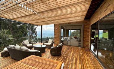 VENDO CASA CAMPESTRE ALTOS DE YERBABUENA EN CONJUNTO