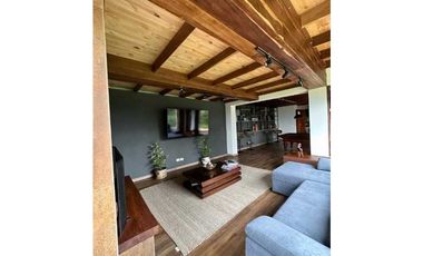 VENDO CASA CAMPESTRE ALTOS DE YERBABUENA EN CONJUNTO
